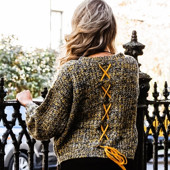 ❤️🌸🐝 Laced Confetti Sweater 💕🌸🐝 - Picture 4 of 6